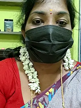 Snapshot of Tamil_Mithra chatting on February 28, 5:03 pm Tamil Mithra online show from February 28, 5:03 pm