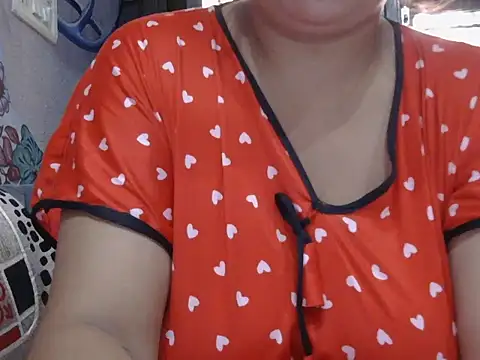 Snapshot of Roxy_sweety_ chatting on September 16, 2:12 am Roxy sweety  online show from September 16, 2:12 am
