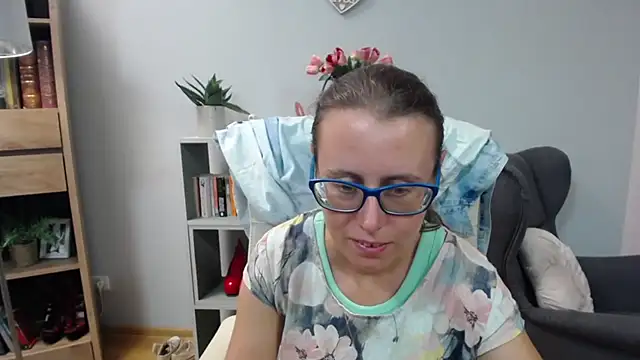 sweetxLizzy online show from July 2, 4:29 am