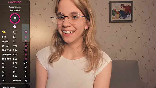 JoanBaggott online show from November 30, 7:40 pm