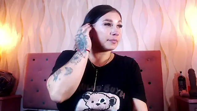 Naomi Braunx online show from June 15, 3:58 pm