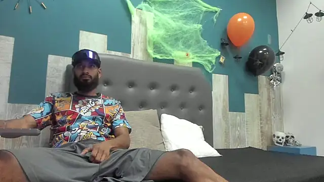 Damian Shakur online show from October 27, 11:36 am