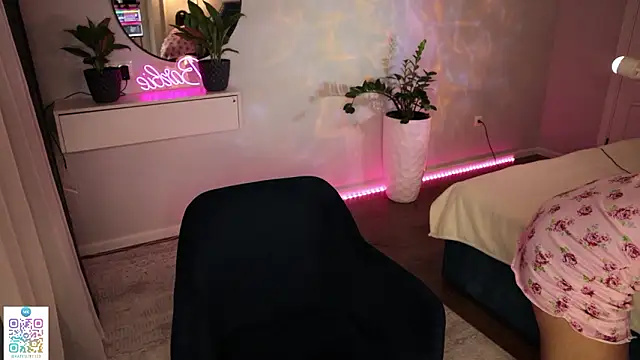 Katherinepinke online show from March 2, 8:04 pm