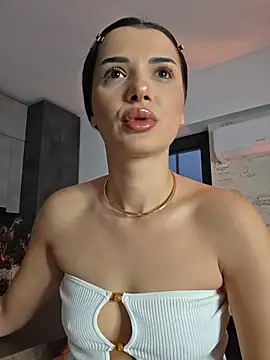 NaughtyChloe online show from November 14, 5:06 am