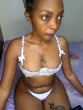 Petite Barbiee online show from September 19, 11:49 pm