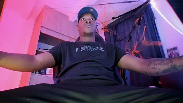 CorvisXnc0012 online show from November 4, 3:27 am