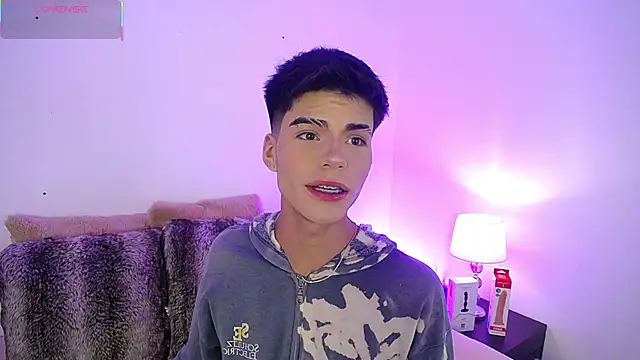 Dulcey  online show from September 27, 4:06 am