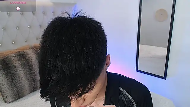 Dulcey  online show from October 12, 4:11 am