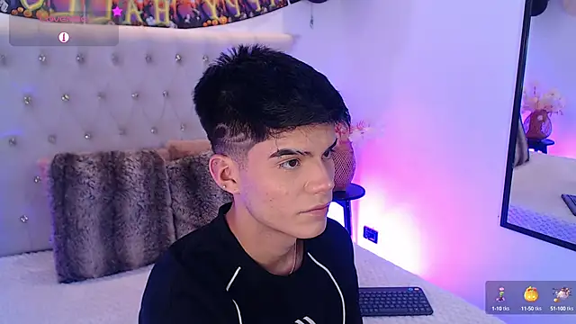 Dulcey  online show from October 14, 4:24 am