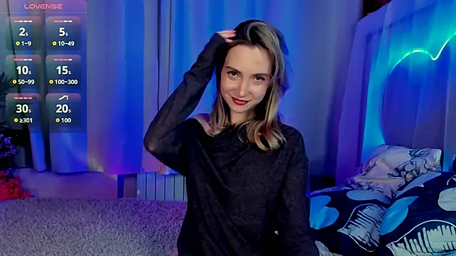 EllaBloom online show from December 3, 3:43 pm