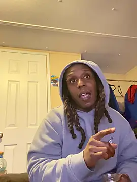 Snapshot of BigWayneDC chatting on October 18, 8:37 am BigWayneDC online show from October 18, 8:37 am