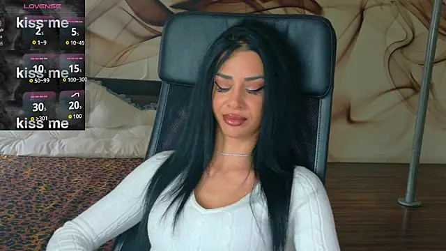 NaomiScarlet online show from October 24, 8:11 am