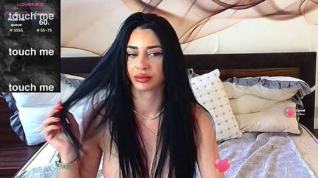 Snapshot of NaomiScarlet chatting on May 20, 9:26 am NaomiScarlet online show from May 20, 9:26 am