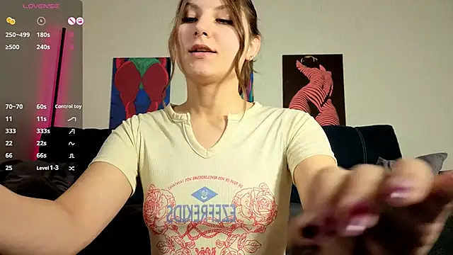 TrixiBell online show from November 22, 4:22 am