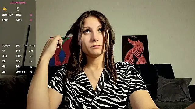 TrixiBell online show from November 27, 4:25 am