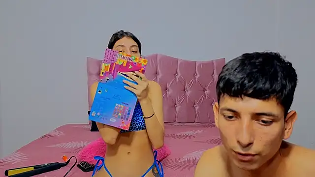 makiandjimmy online show from November 27, 9:28 pm