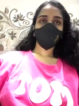 Zoya G online show from September 13, 1:11 pm