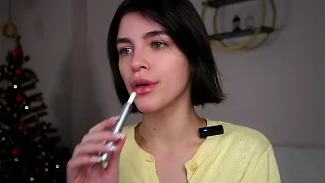 EleneButton online show from January 7, 1:19 am