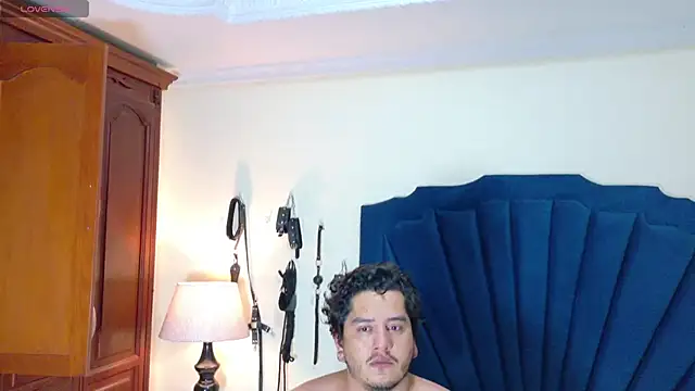 RoxyandAron2 online show from May 16, 11:57 pm