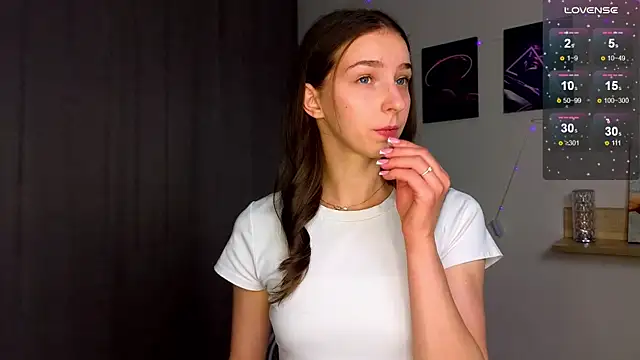 Snapshot of Made_for_Love chatting on September 24, 2:09 pm Made for Love online show from September 24, 2:09 pm