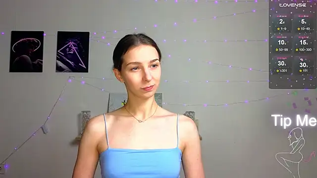 Snapshot of Made_for_Love chatting on October 20, 2:06 pm Made for Love online show from October 20, 2:06 pm