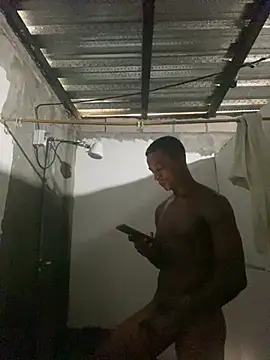 Elijanpeterson online show from August 2, 5:33 pm