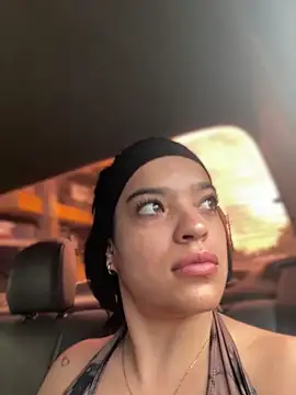 JuanitaMore01 online show from November 6, 10:10 pm