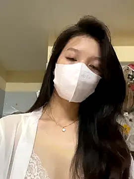 Snapshot of Miinami chatting on October 2, 12:23 pm Miinami online show from October 2, 12:23 pm