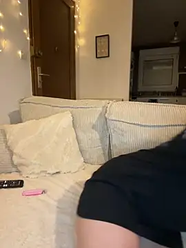 liloush   online show from March 11, 10:05 pm