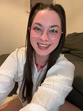 liloush   online show from April 4, 8:50 pm