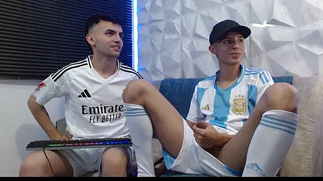 Isaac tan online show from September 27, 4:06 am