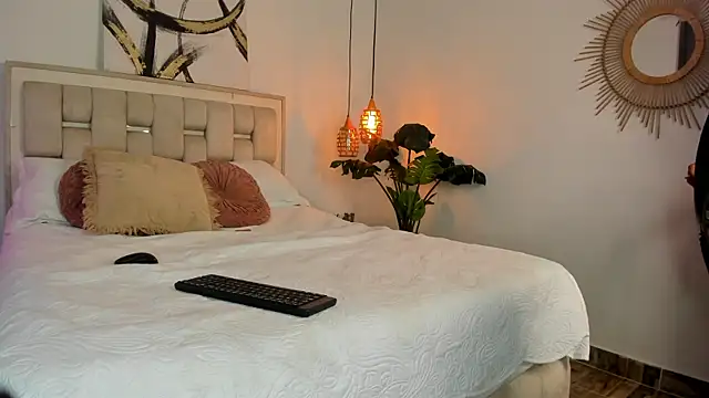 lupeandostin online show from July 1, 1:07 am