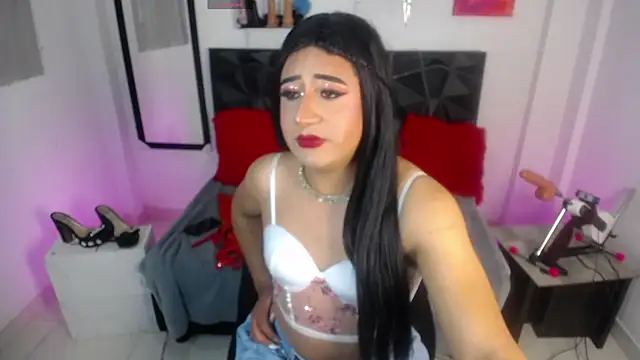 Snapshot of Athenea__Rouse chatting on October 17, 12:36 am Athenea  Rouse online show from October 17, 12:36 am