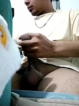 Snapshot of Alexxpowerx chatting on February 12, 8:09 am Alexxpowerx online show from February 12, 8:09 am