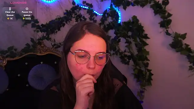 SophieDreamss online show from November 12, 2:28 pm