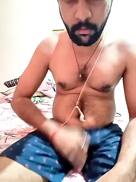 mehulsomm7 online show from April 15, 5:42 pm