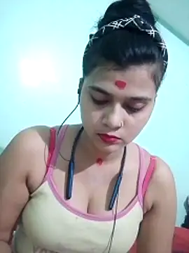 Snapshot of Kavya-Tiwari chatting on May 21, 5:31 pm Kavya-Tiwari online show from May 21, 5:31 pm