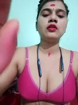Snapshot of Kavya-Tiwari chatting on June 5, 9:42 pm Kavya-Tiwari online show from June 5, 9:42 pm