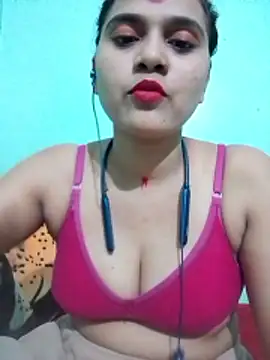 Snapshot of Kavya-Tiwari chatting on June 12, 6:29 pm Kavya-Tiwari online show from June 12, 6:29 pm