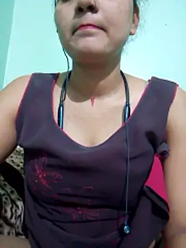 Snapshot of Kavya-Tiwari chatting on June 28, 5:41 pm Kavya-Tiwari online show from June 28, 5:41 pm