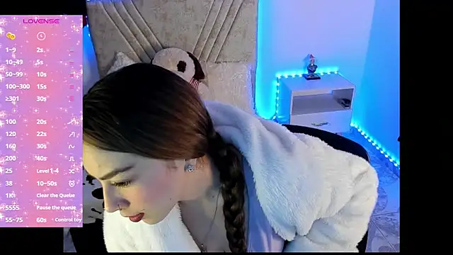 Mia Victoria22 online show from March 25, 2:28 am