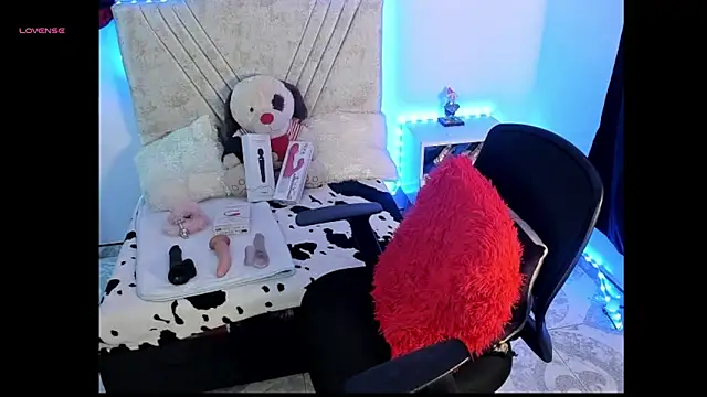 Mia Victoria22 online show from April 29, 2:04 am