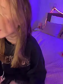 Marryme- online show from March 27, 1:55 pm