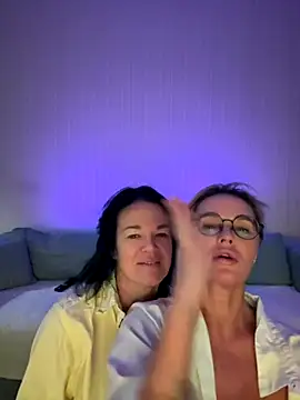 PleasureWeCouple online show from October 18, 4:08 pm