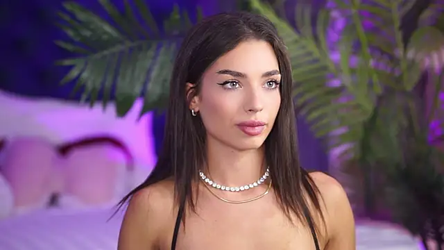 Snapshot of LalaRoze chatting on September 13, 7:13 pm LalaRoze online show from September 13, 7:13 pm