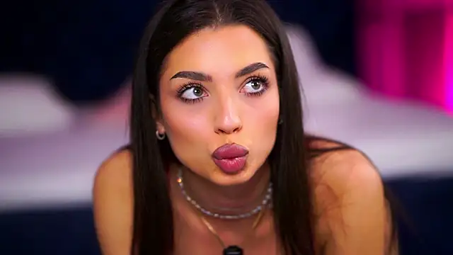 LalaRoze online show from January 16, 8:02 pm