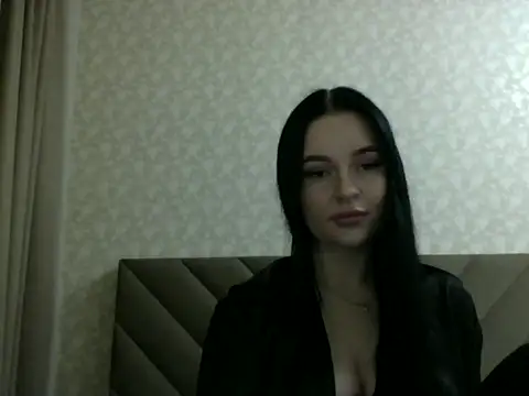 Snapshot of Lulii24 chatting on October 22, 10:42 pm Lulii24 online show from October 22, 10:42 pm