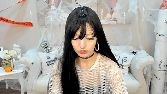 MistyMarlo online show from November 1, 6:10 pm