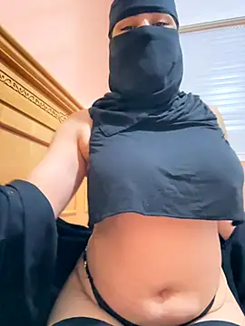 Snapshot of _Laiali_ chatting on September 23, 12:41 pm Laiali online show from September 23, 12:41 pm