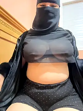 Snapshot of _Laiali_ chatting on October 1, 11:38 am Laiali online show from October 1, 11:38 am